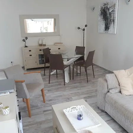 De Luxe South Tenerife Apartament *